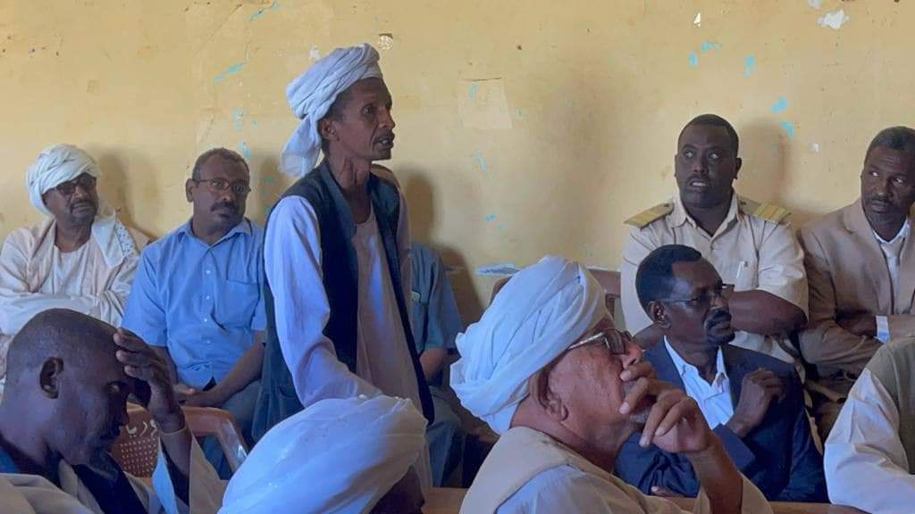 مواطنون في جنوب طوكر يعددون لوزير المالية العقبات التي تواجه المشروع