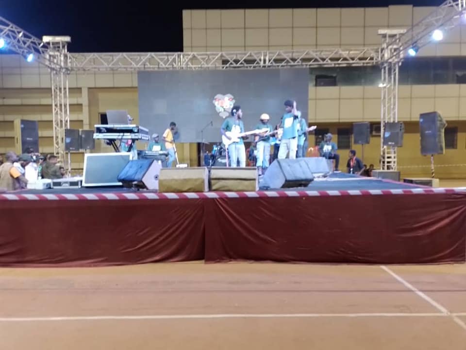 اشتمل البرنامج على عروض مسرحية ومعرض للكتاب