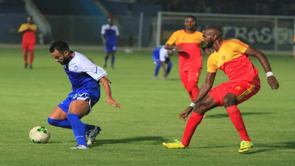 جانب-من-لقاء-الهلال-والمريخ-أرشيفية.jpg