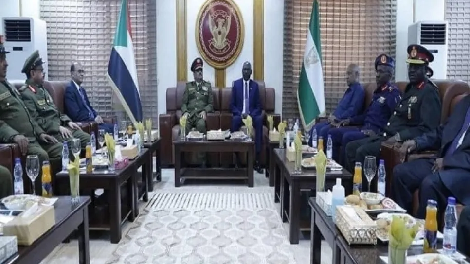 وزيرا الدفاع السوداني واليمني.jpg
