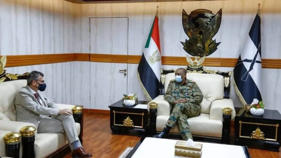 البرهان وبيرتس.jpg