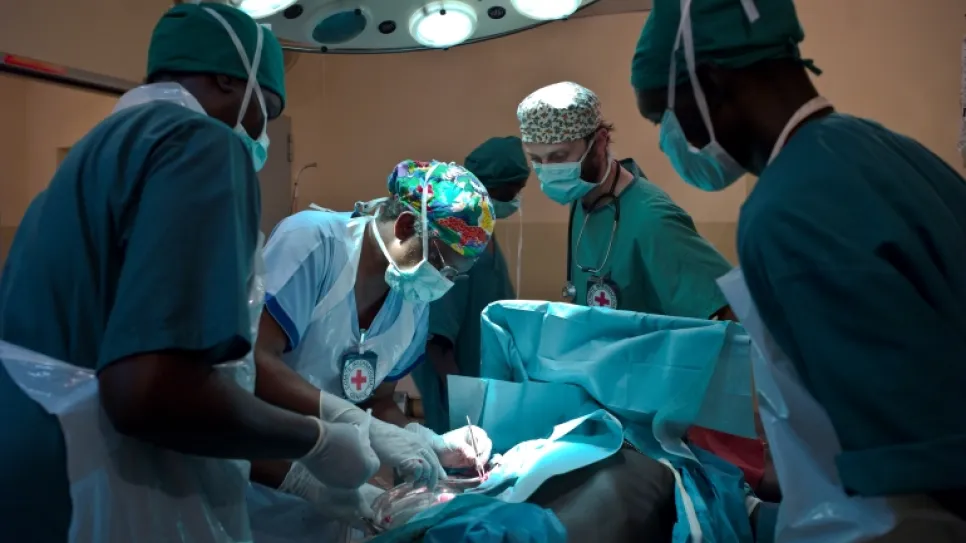 عملية جراحية - طب - مستشفى.jpg