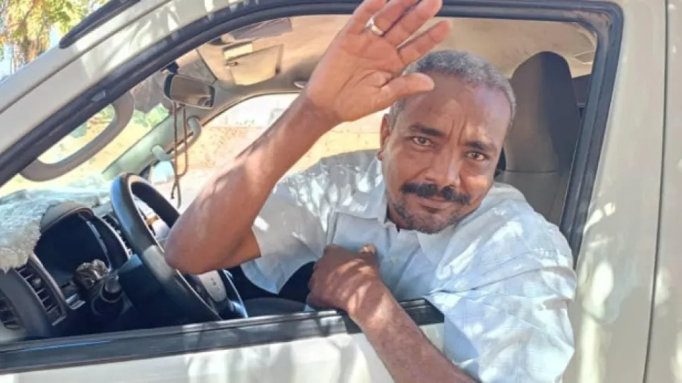 السائق محمد عزام.jpg