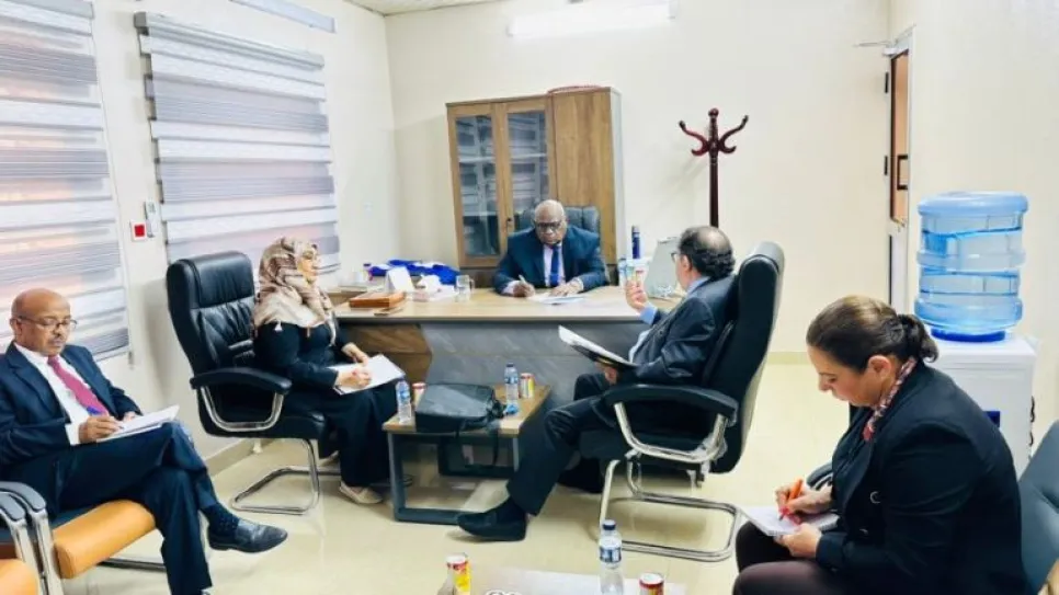 لقاء وزير العدل والنائب العام مع خبير حقوق الإنسان.jpg
