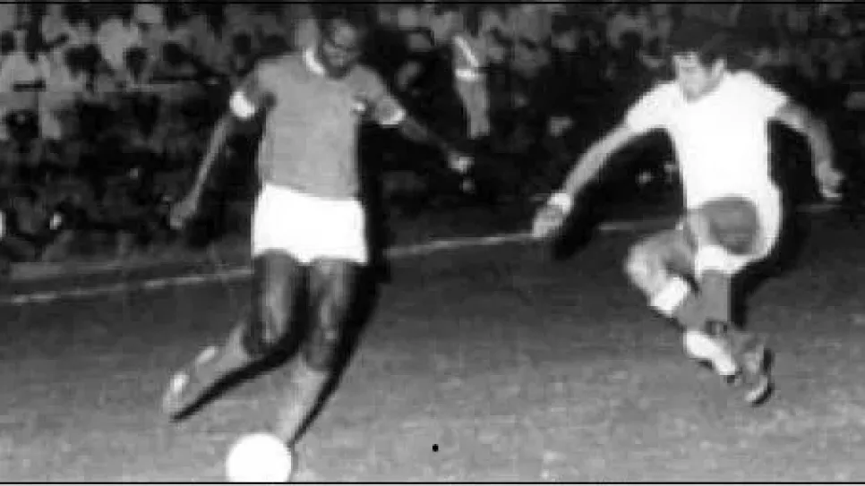 علي قاقرين.jpg