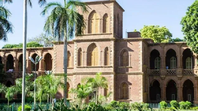 الجامعة- الساقية.jpg