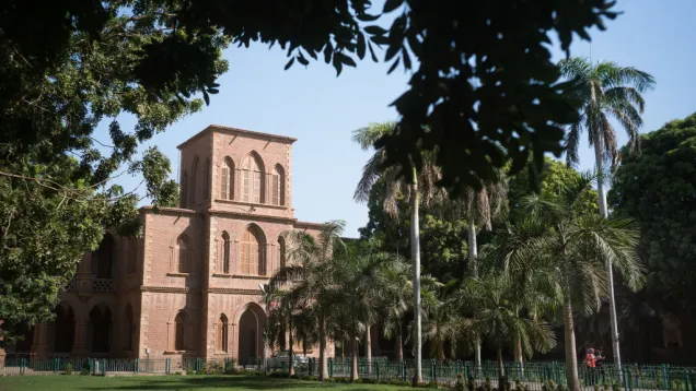 جامعة الخرطوم.jpg