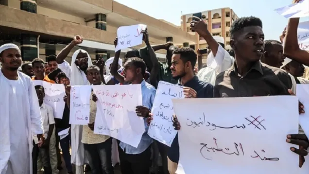 عربي 21.jpg