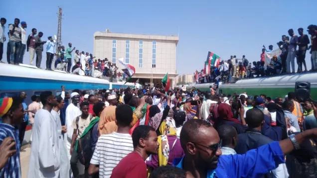 قطار.jpg
