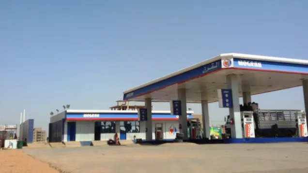 وقود- الطريق.jpg