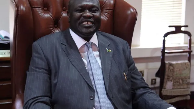 1200px-Riek_Machar_VOA_photo.jpg