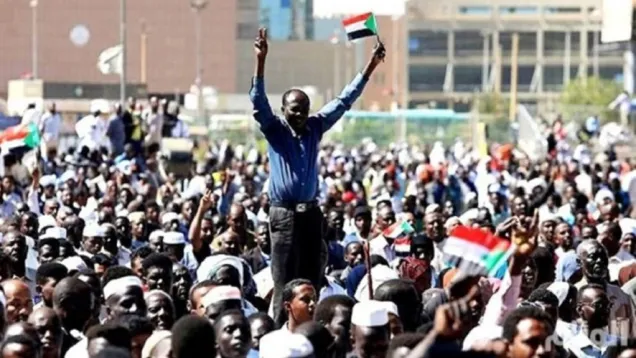 19 العالم.jpg