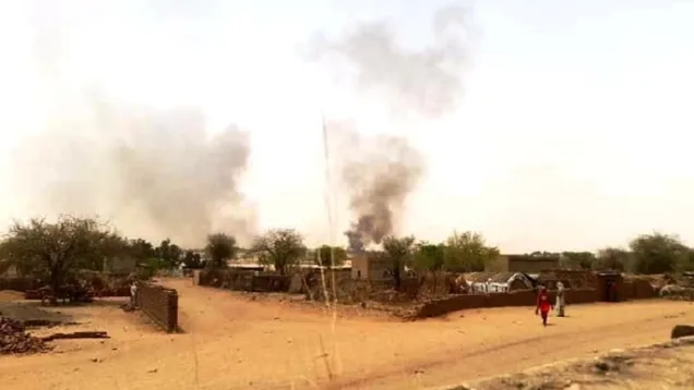 smoke-of-burning-houses-in-Kereneik-area-east-of-Geneina-following-intercommunal-clashes-on-April-22-2022-1.jpg
