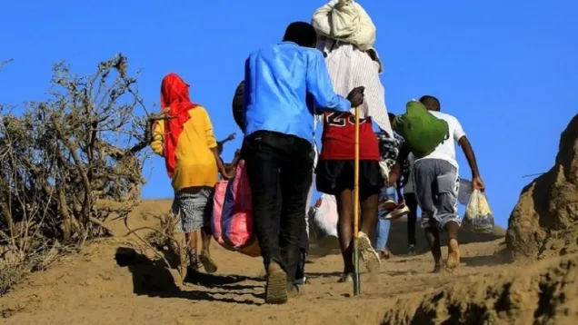 Exodus-of-Damazin-citizens.jpg