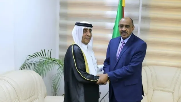 وزير الخارجية والسفير القطري.jpeg