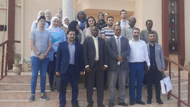 وفد معهد الدوحة.jpeg 2.jpeg