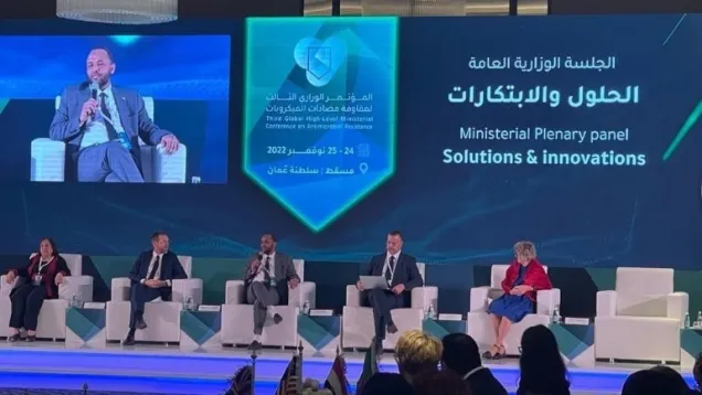 وزير الصحة في مؤتمر بعمان.jpeg