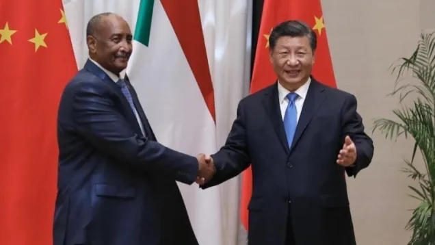 الرئيس الصيني والبرهان.jpeg