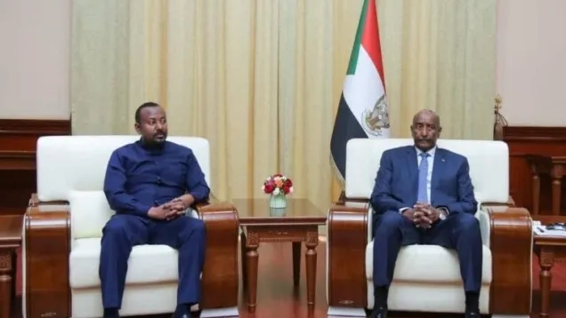 البرهان + آبي أحمد.jpg