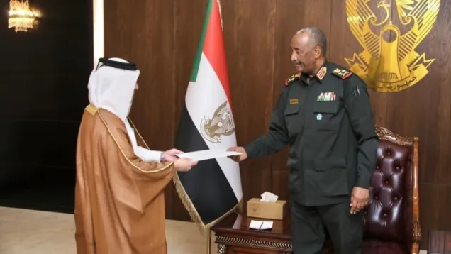 البرهان + السفير القطري.jpg