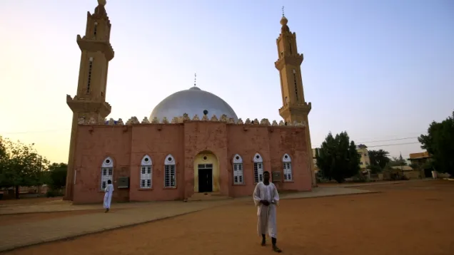 مسجد في أم درمان.jpg