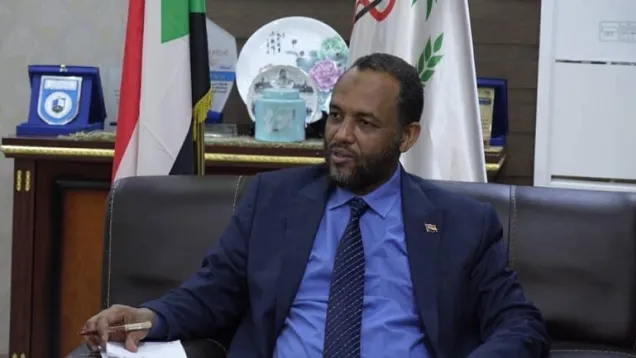 وزير الصحة المكلف.jpg