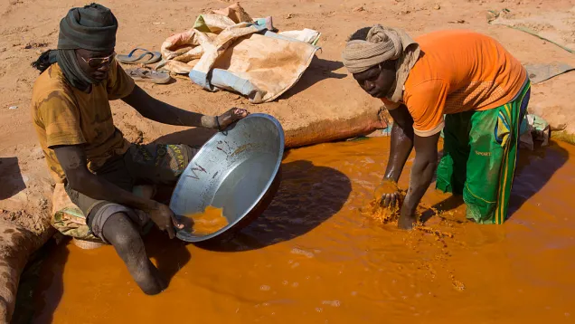 تعدين تقليدي في السودان الذهب السوداني الذهب التعدين.jpg