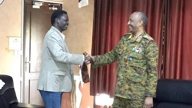 مناوي والبرهان في بورتسودان.jpg