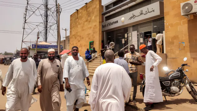 الاقتصاد السوداني ينهار.jpg