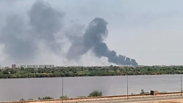 سيطرة الجيش على شارع الأربعين في أم درمان.jpg