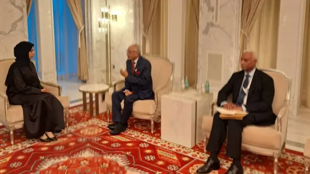 وزير الخارجية السوداني ولولوة الخاطر.jpeg