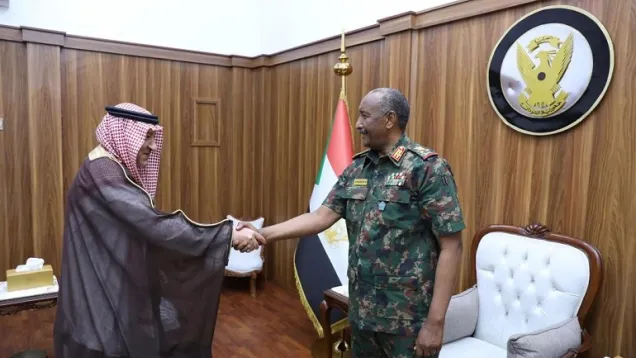 البرهان ونائب وزبر الخاريجة السعودي.jpg