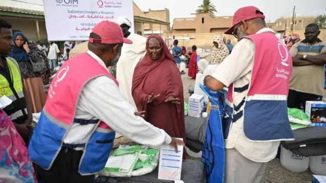 قطر الخيرية توزع مواد إيوائية بشراكة مع الهجرة الدولية.jpg