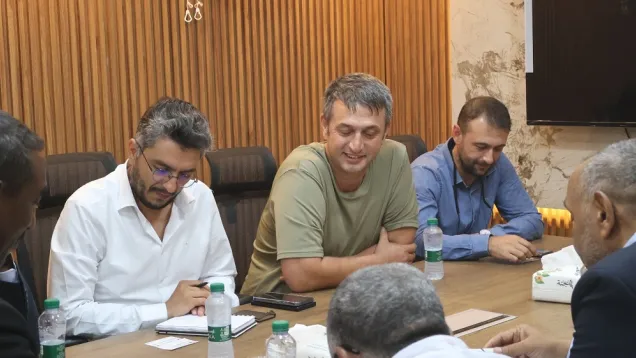 النفط والوفد الروسي.jpg