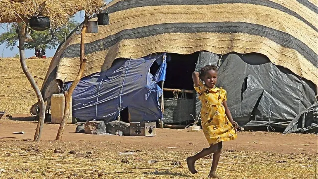 طفلة في كادوقلي بولاية جنوب كردفان.jpg
