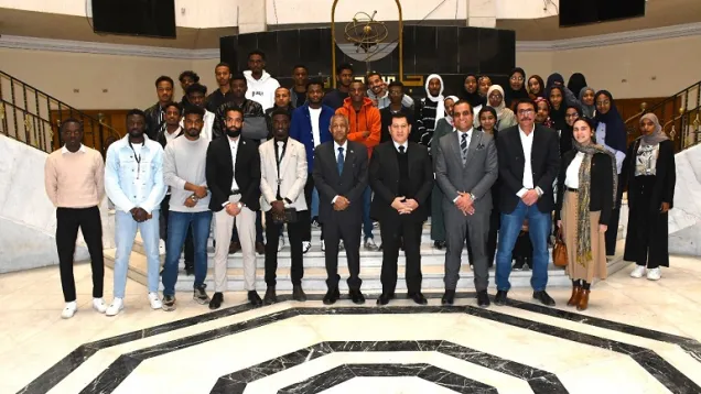 لقاء دبلوماسي جامعة حلوان.jpg
