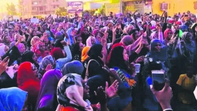 6-sudan-women-Screen-Shot-2019-02-08-at-16.08.51.jpg
