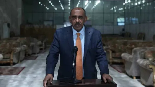 Ali-al-Sadiq-speaks-to-the-media-after-al-Burhan-return-from-the-UAE-on-March-13-2022.jpeg
