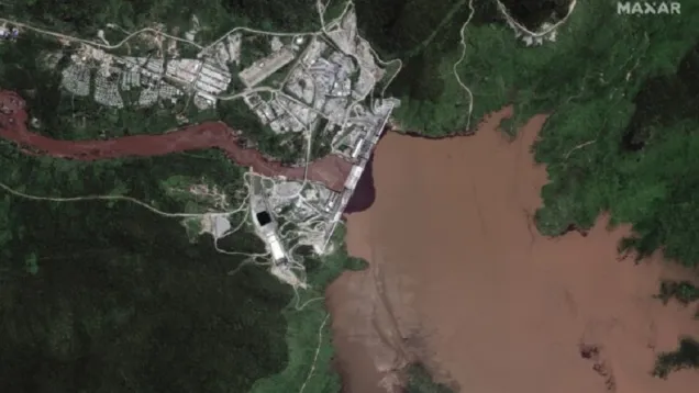 DAM.jpg