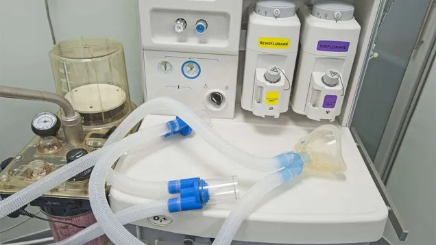 Medical-ventilator-2.jpg