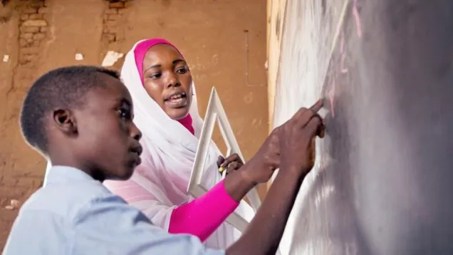 hero-sudan-building-foundation-strong-education-system.jpg