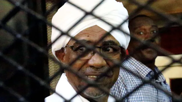omar-al-bashir-court[1].jpg